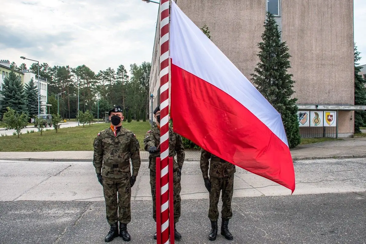 Święto Wojska Polskiego w świętoszowskiej 10 Brygadzie Kawalerii Pancernej