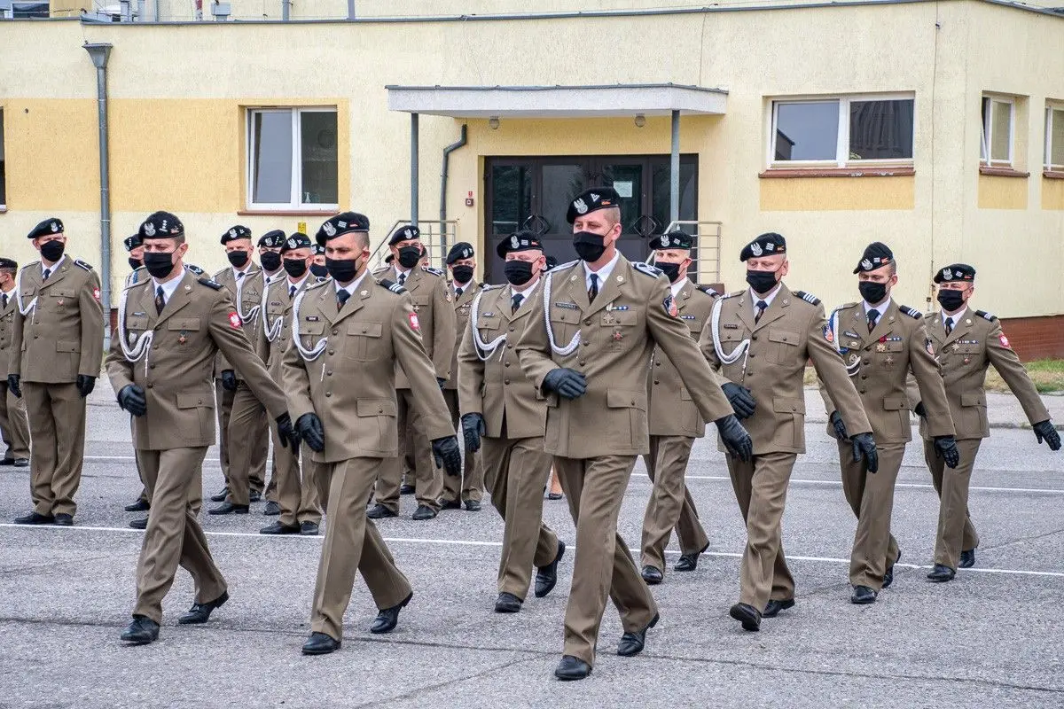 Święto Wojska Polskiego w świętoszowskiej 10 Brygadzie Kawalerii Pancernej