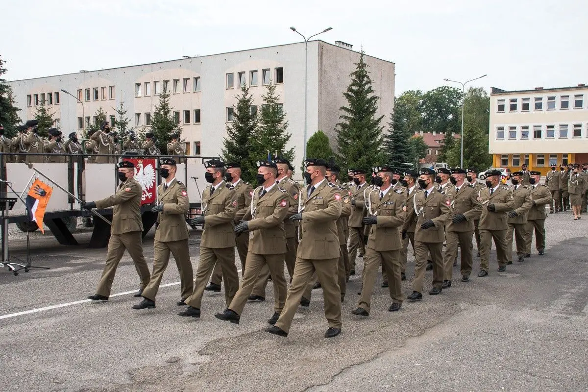 Święto Wojska Polskiego w świętoszowskiej 10 Brygadzie Kawalerii Pancernej