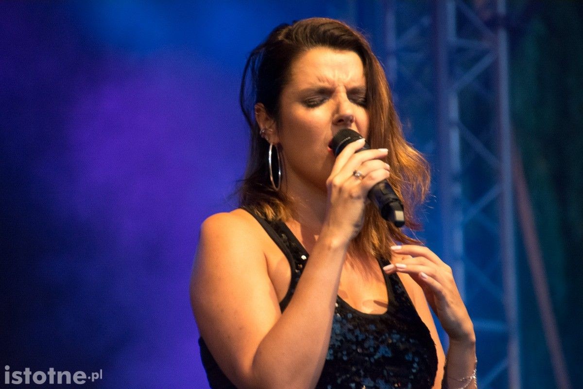 Występ Kamili Bakalarczyk-Kruk wraz z zespołem Tribute to Roxette w Bolesławcu