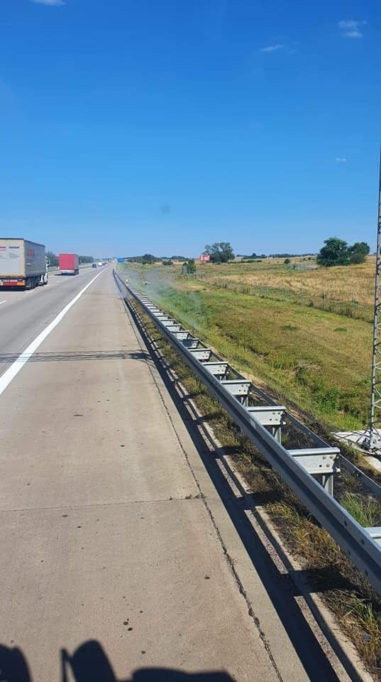 Akcja straży pożarnej przy A4