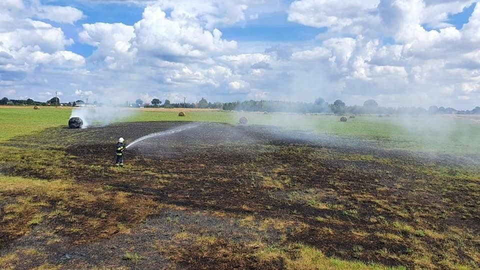 Akcja straży pożarnej w Nowej Wsi (gmina Bolesławiec, powiat bolesławiecki)