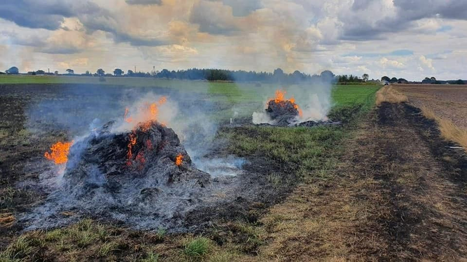 Akcja straży pożarnej w Nowej Wsi (gmina Bolesławiec, powiat bolesławiecki)