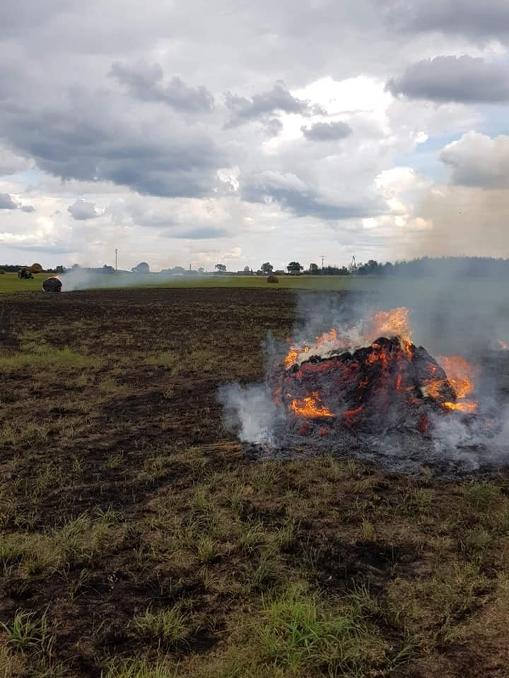 Akcja straży pożarnej w Nowej Wsi (gmina Bolesławiec, powiat bolesławiecki)