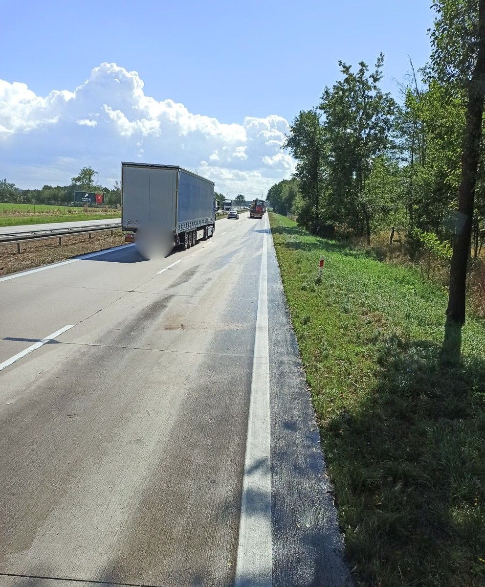 Akcja straży pożarnej przy A4