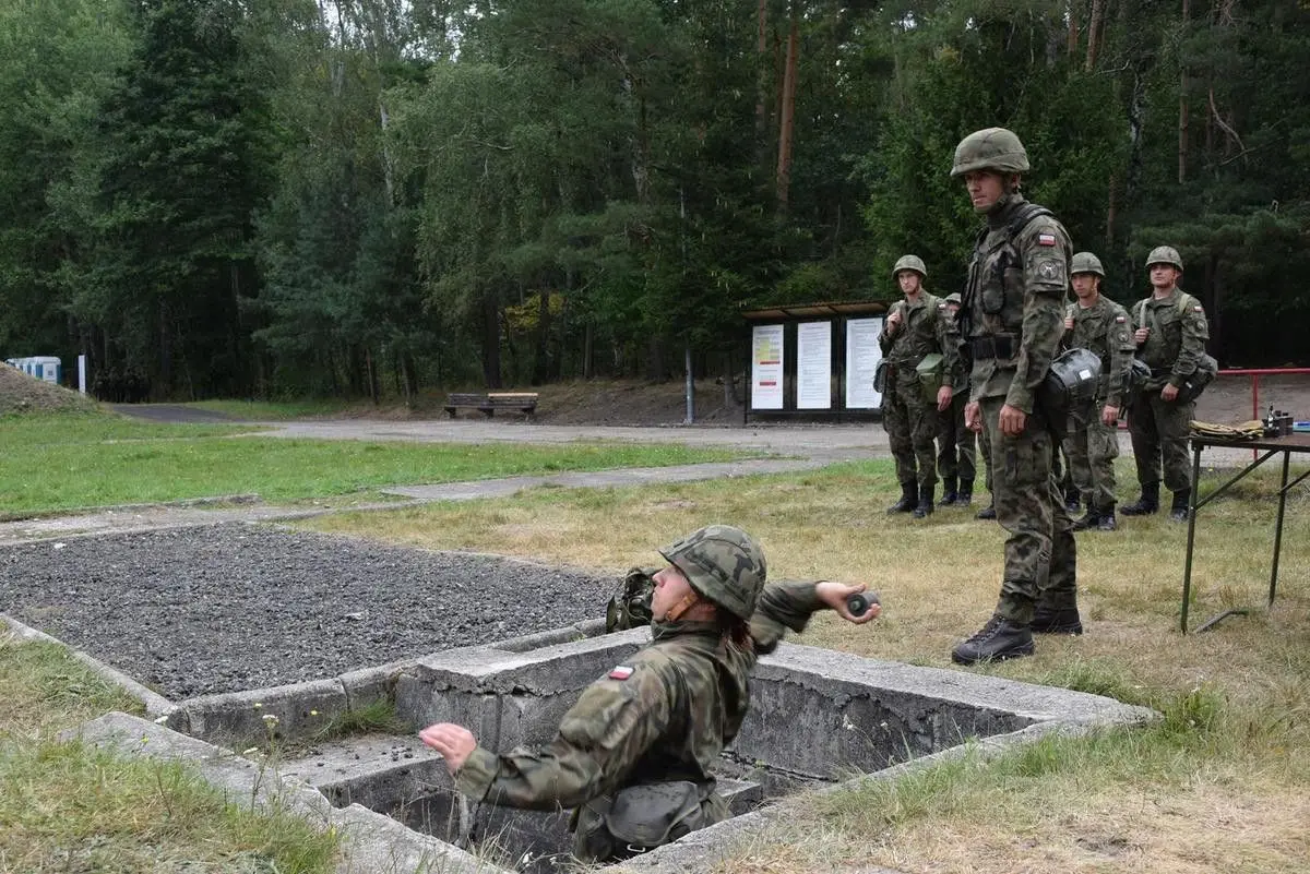 Szkolenie blisko 200 studentów w 23 Pułku Artylerii w Bolesławcu