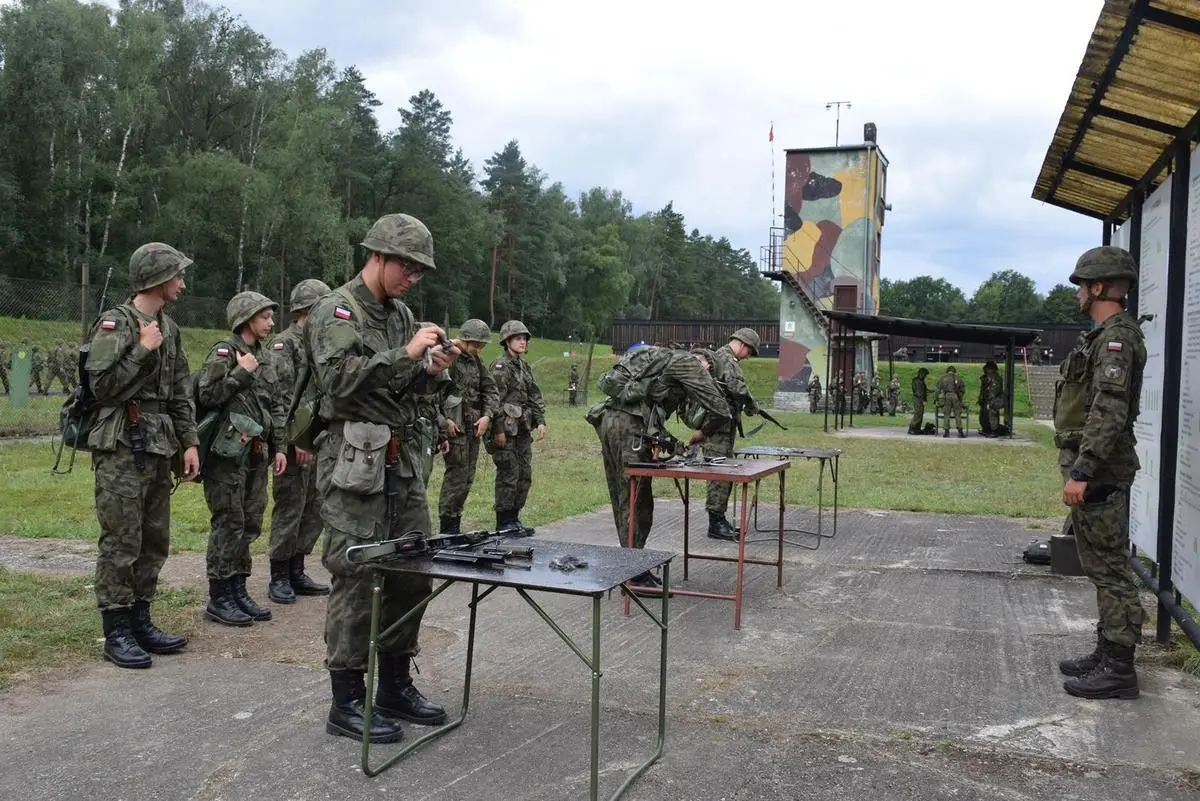 Szkolenie blisko 200 studentów w 23 Pułku Artylerii w Bolesławcu