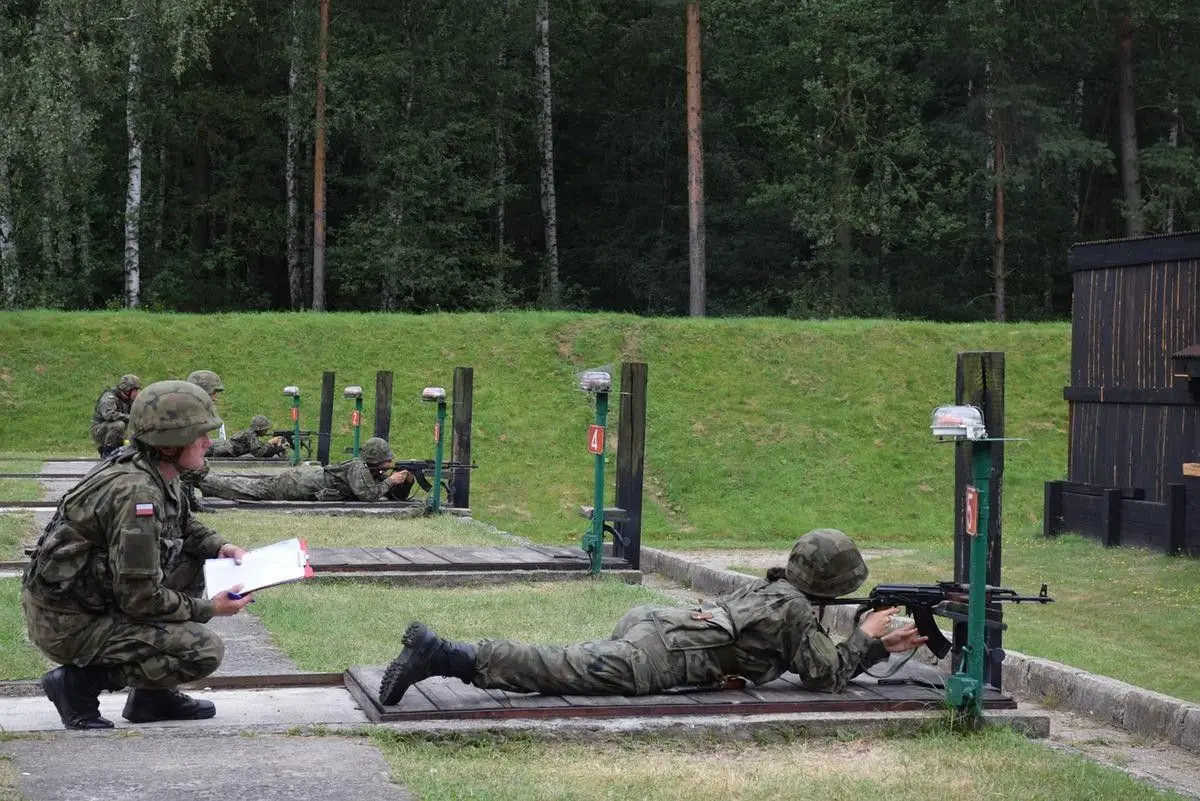 Szkolenie blisko 200 studentów w 23 Pułku Artylerii w Bolesławcu