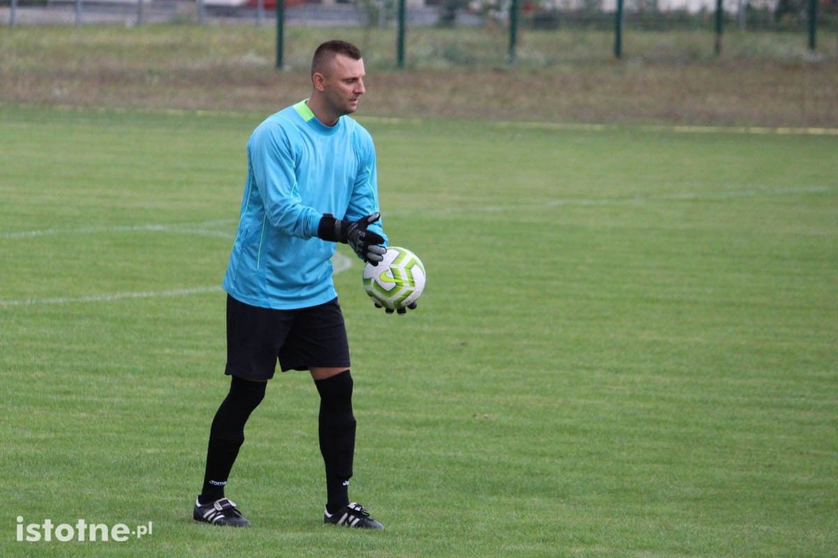 BKS wygrywa z Twardym Świętoszów