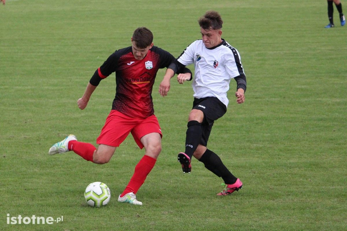 BKS wygrywa z Twardym Świętoszów