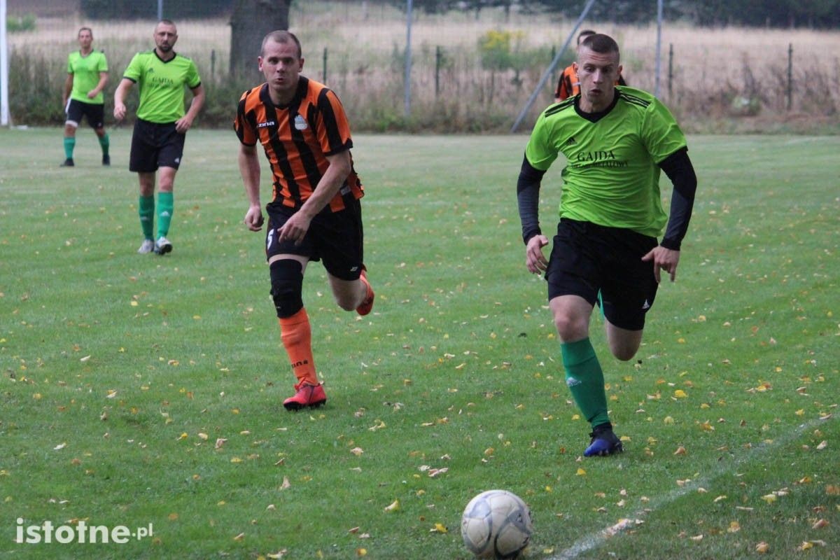 Sparta Zebrzydowa wygrywa w Łaziskach