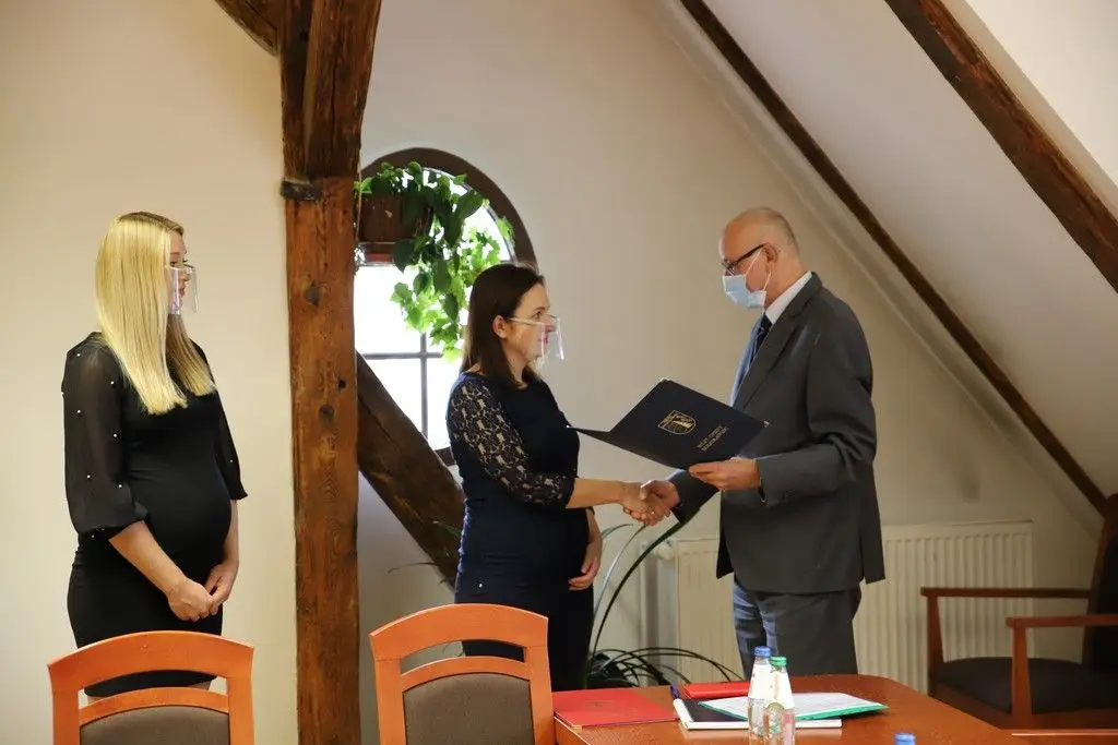 Spotkanie wójta Andrzeja Dutkowskiego z przedstawicielami placówek oświatowych w gminie Bolesławiec