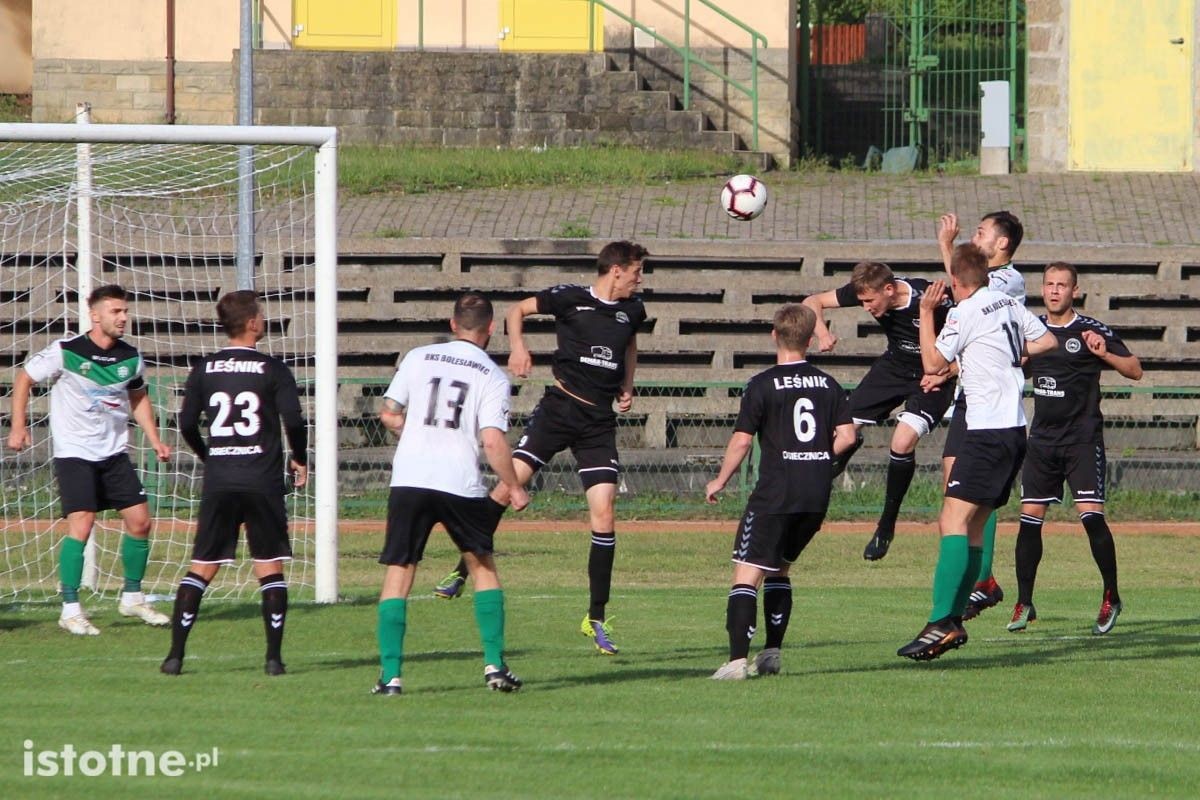 Wielkie emocje przy Spółdzielczej. BKS wygrywa z Leśnikiem w pucharze