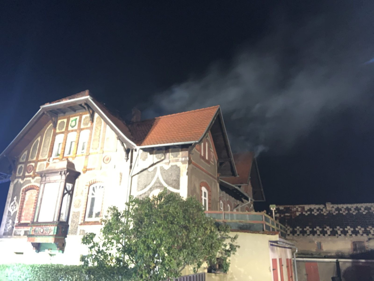 Pożar budynku wielorodzinnego w Czernej (gmina Nowogrodziec, powiat bolesławiecki)