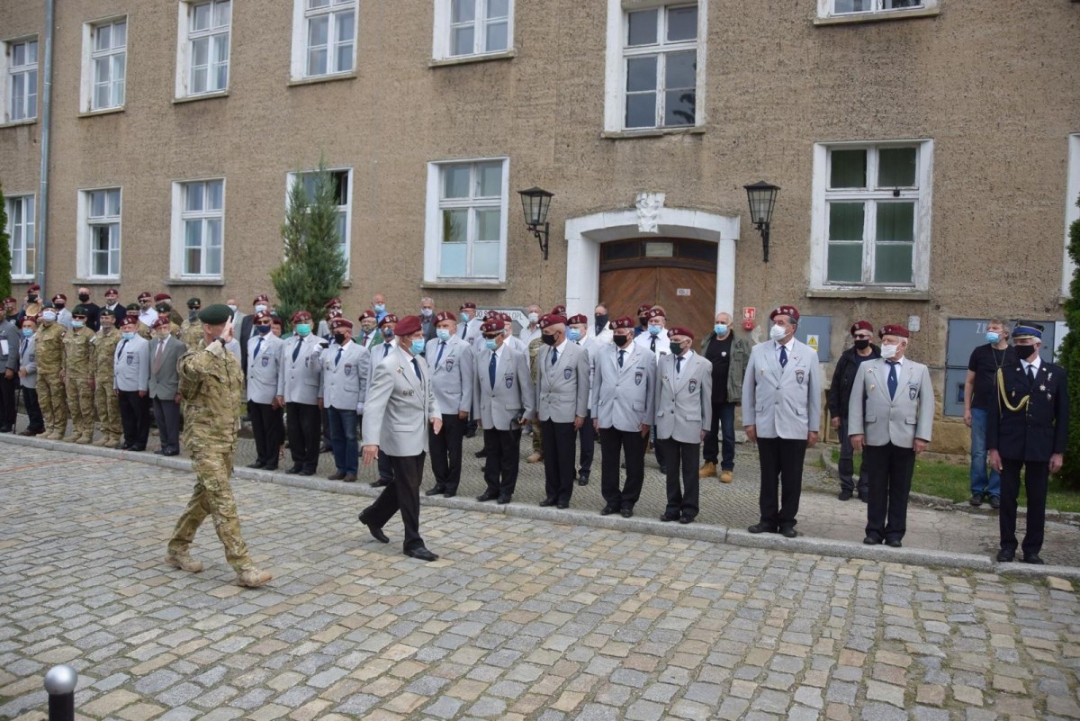 Spotkanie żołnierskich pokoleń 62 Kompanii Specjalnej „Commando” w Bolesławcu