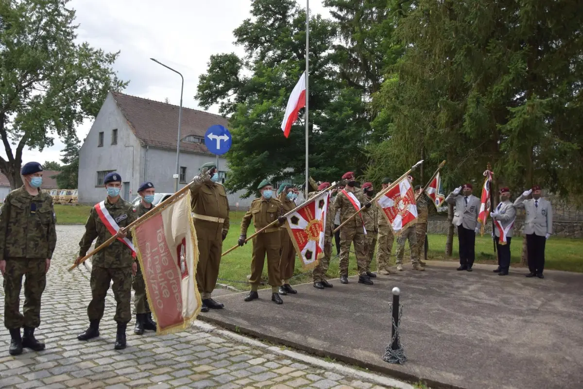 Spotkanie żołnierskich pokoleń 62 Kompanii Specjalnej „Commando” w Bolesławcu