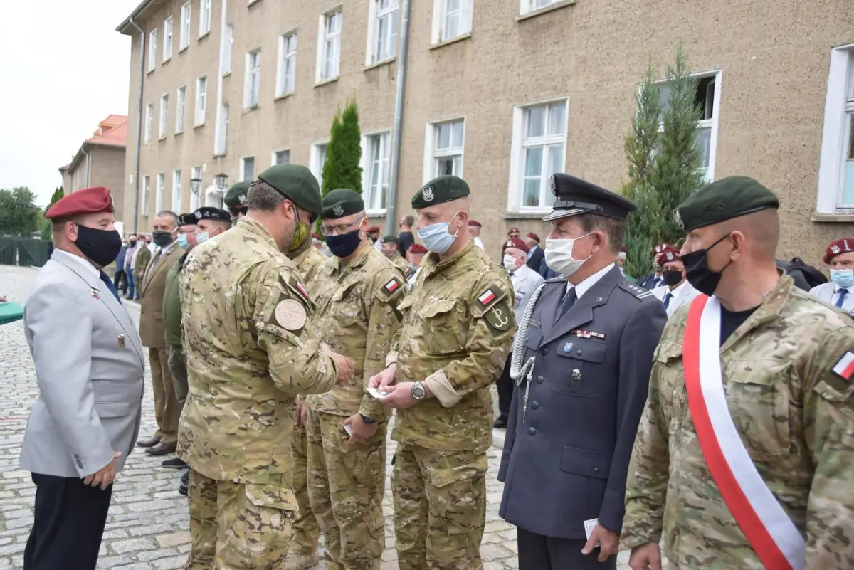 Spotkanie żołnierskich pokoleń 62 Kompanii Specjalnej „Commando” w Bolesławcu