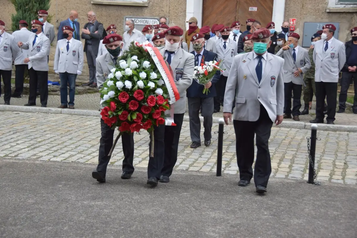 Spotkanie żołnierskich pokoleń 62 Kompanii Specjalnej „Commando” w Bolesławcu