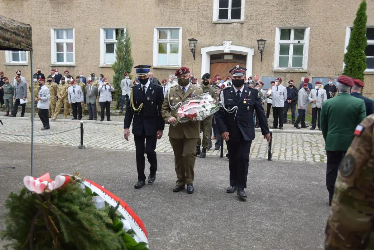 Spotkanie żołnierskich pokoleń 62 Kompanii Specjalnej „Commando” w Bolesławcu