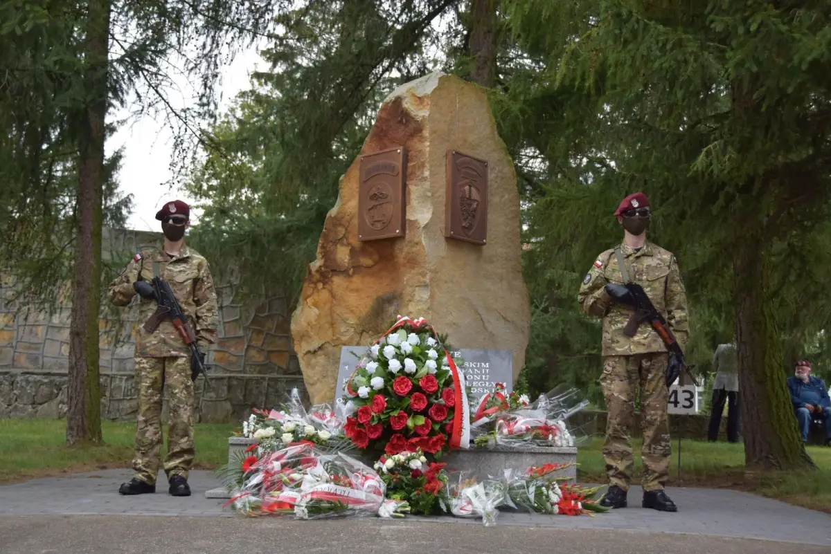 Spotkanie żołnierskich pokoleń 62 Kompanii Specjalnej „Commando” w Bolesławcu