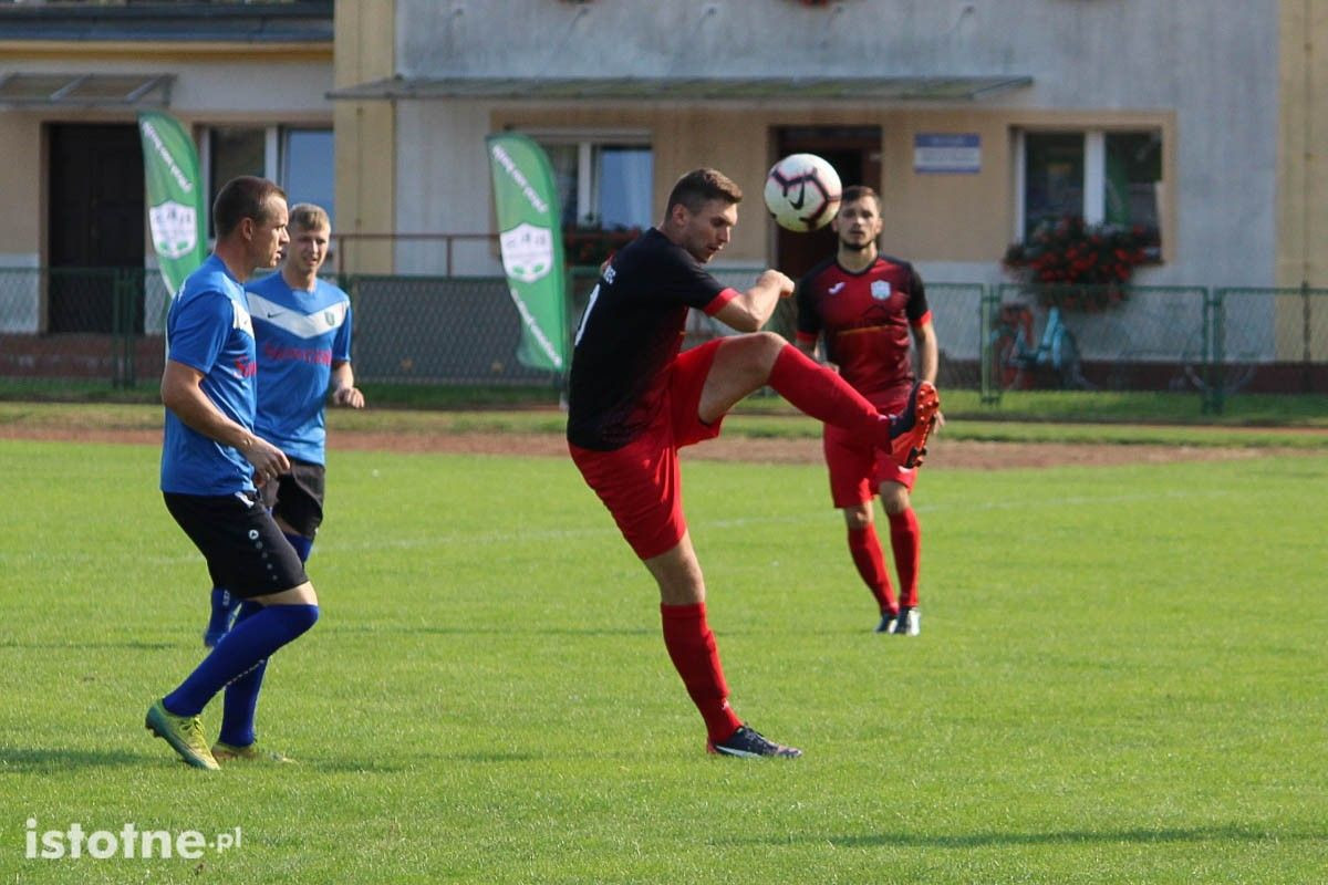 BKS wysoko wygrywa z Włókniarzem Mirsk