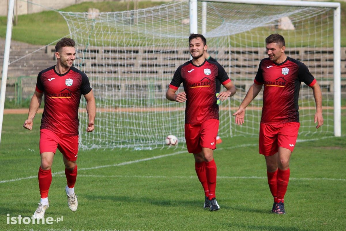 BKS wysoko wygrywa z Włókniarzem Mirsk