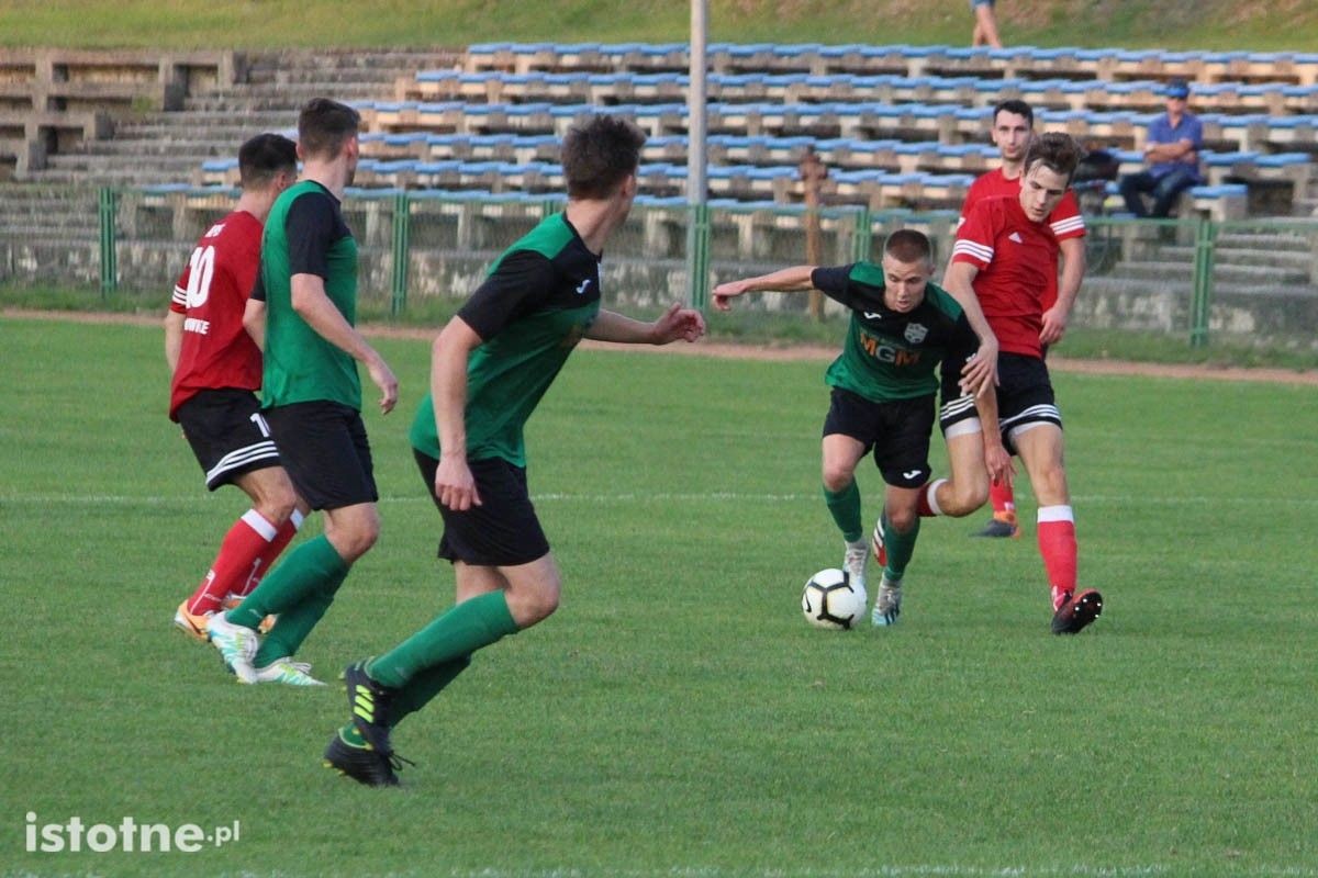 Ćwierćfinał pucharu: BKS Bolesławiec - Apis Jędrzychowice 0:2