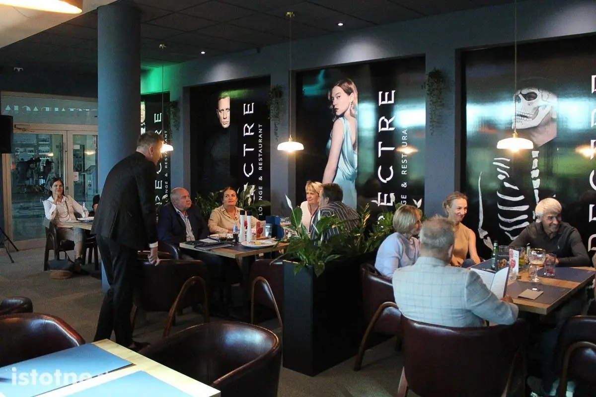 Restauracja Spectre już otwarta