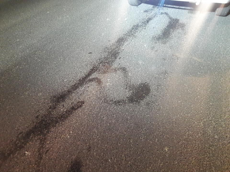 Akcja straży pożarnej przy ul. Asnyka w Nowogrodźcu (powiat bolesławiecki)