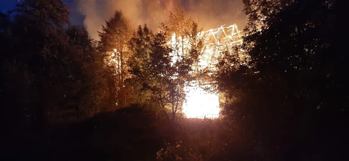 Pożar w Tomaszowie Bolesławieckim (gmina Warta Bolesławiecka)