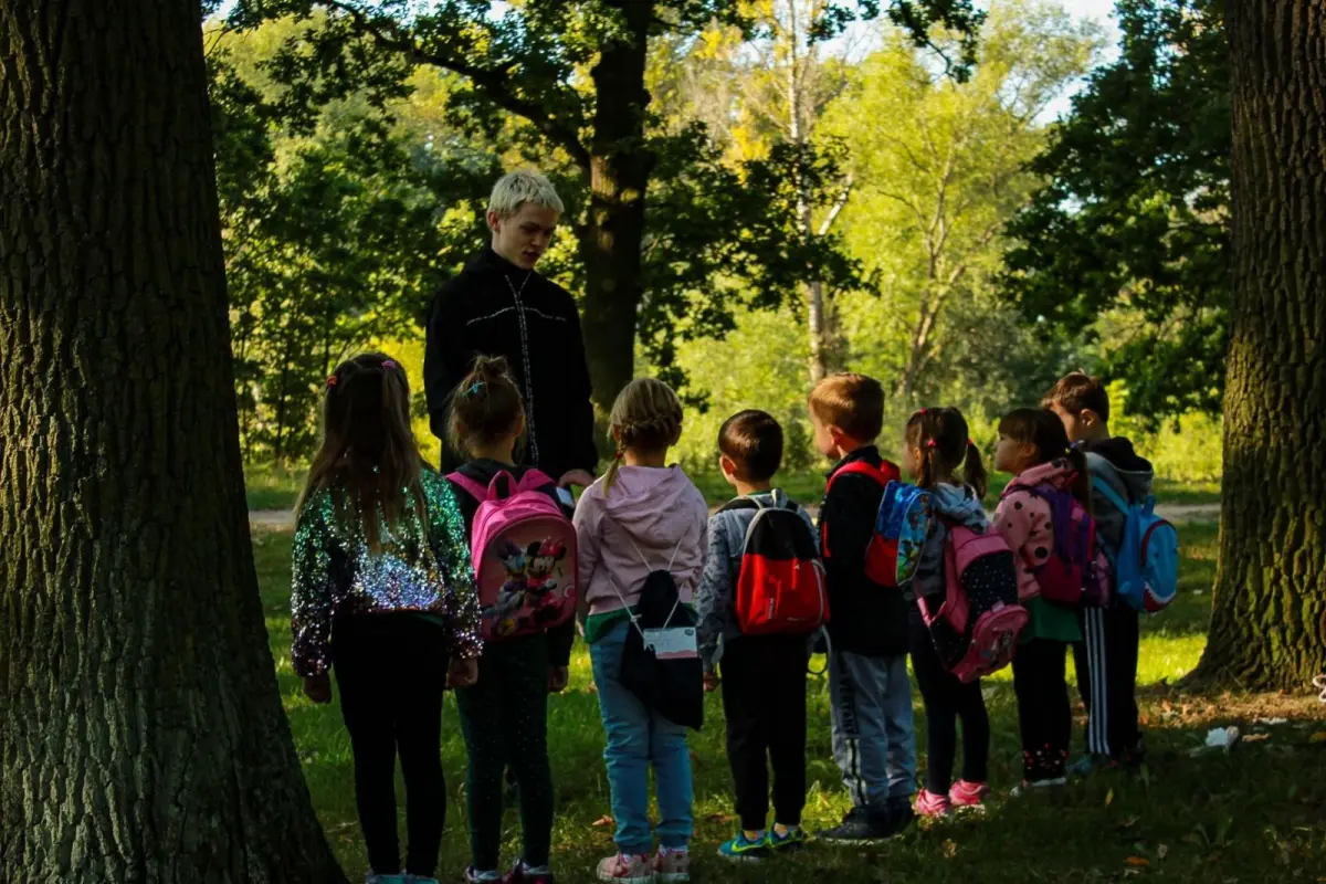 Ponad 120 przedszkolaków powitało jesień na Bobrowej ścieżce