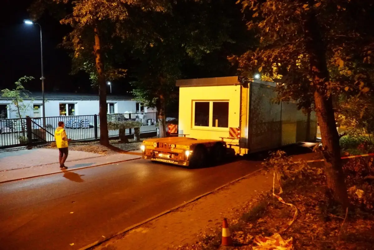 Bolesławiecki szpital rośnie w oczach. Pierwsze moduły już są