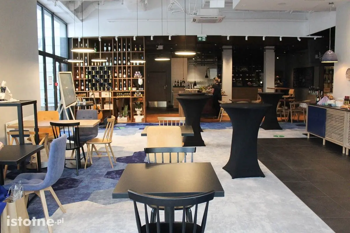 Hotel Ibis, Restauracja Winestone i Kręgielnia oficjalnie otwarte