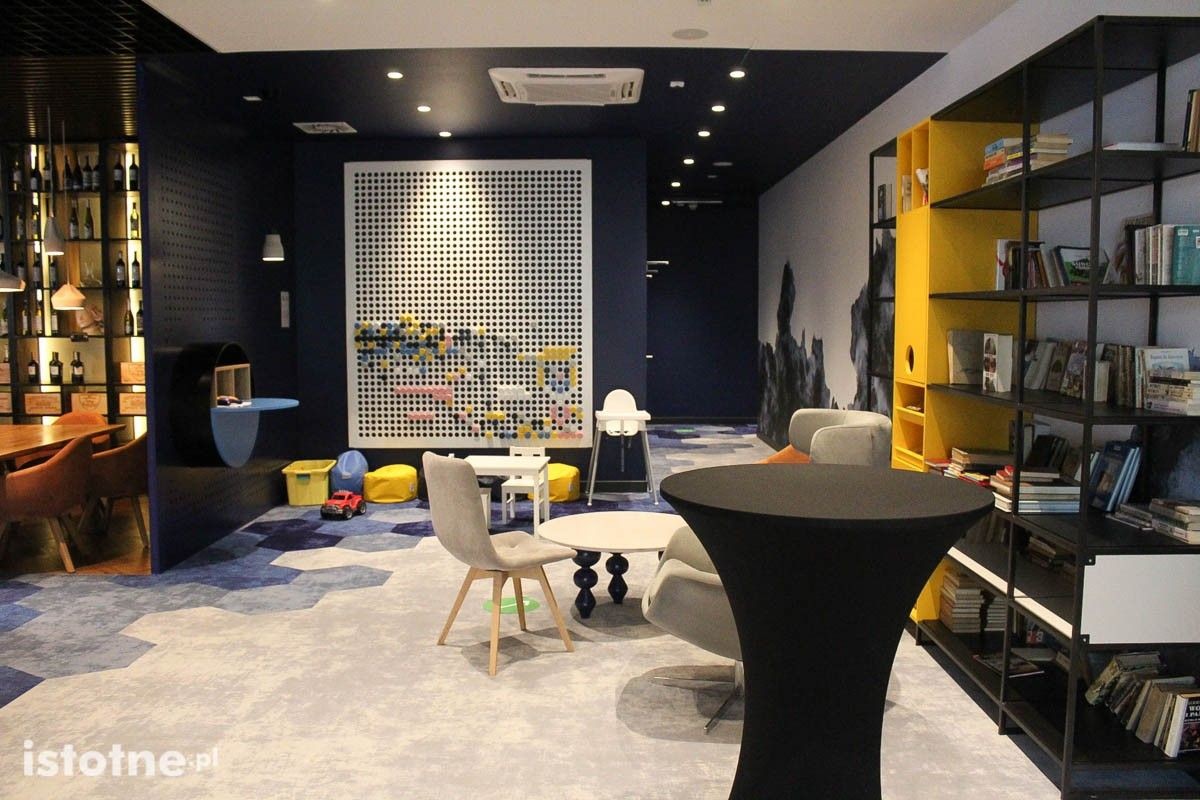 Hotel Ibis, Restauracja Winestone i Kręgielnia oficjalnie otwarte