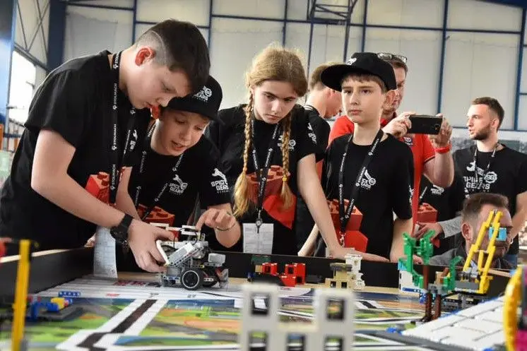 Spice Gears Academy