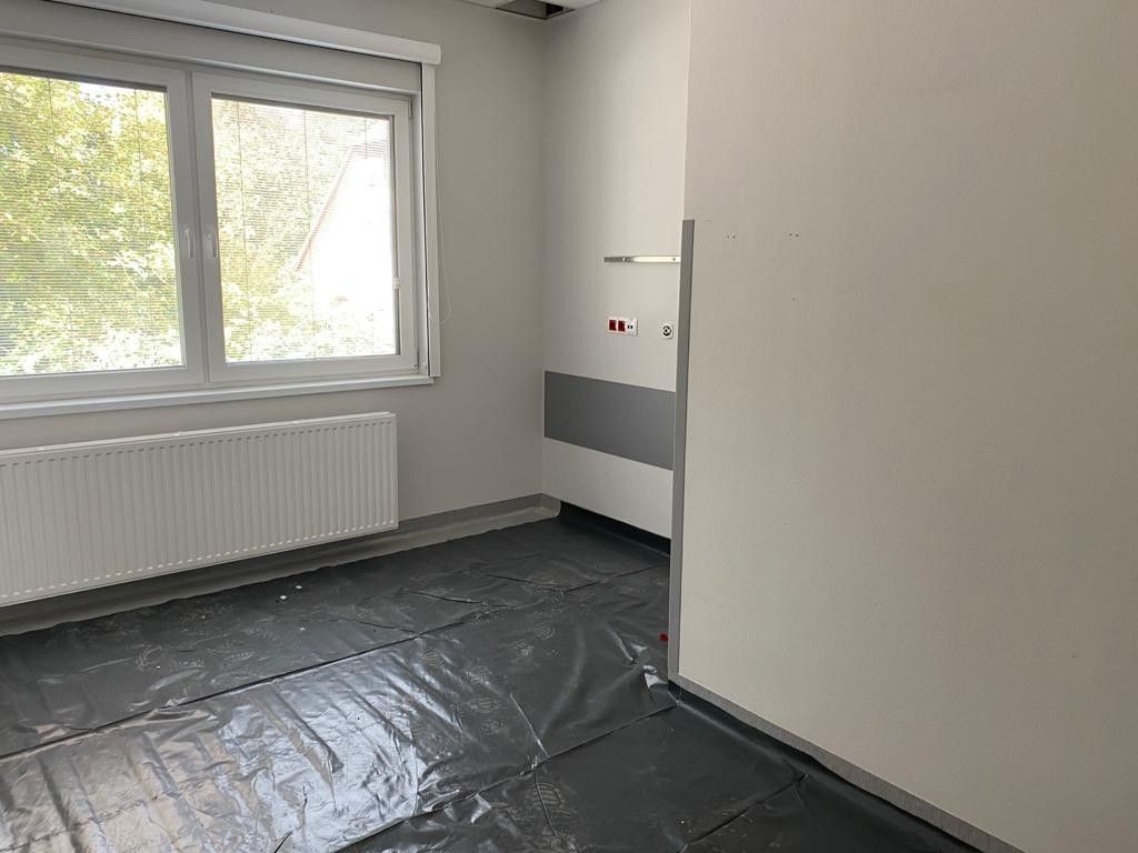 Trwa budowa nowego budynku Szpitala Powiatowego w Bolesławcu dla pacjentów z koronawirusem