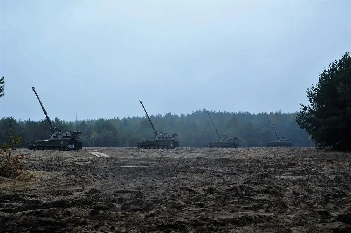 Bolesławieccy artylerzyści zakończyli szkolenie m.in. na terenie Huty Stalowa Wola