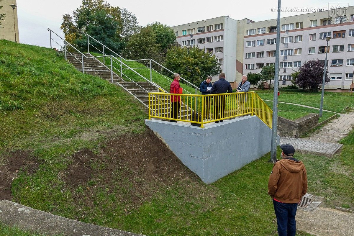 Schody przy ulicy Cichej w Bolesławcu