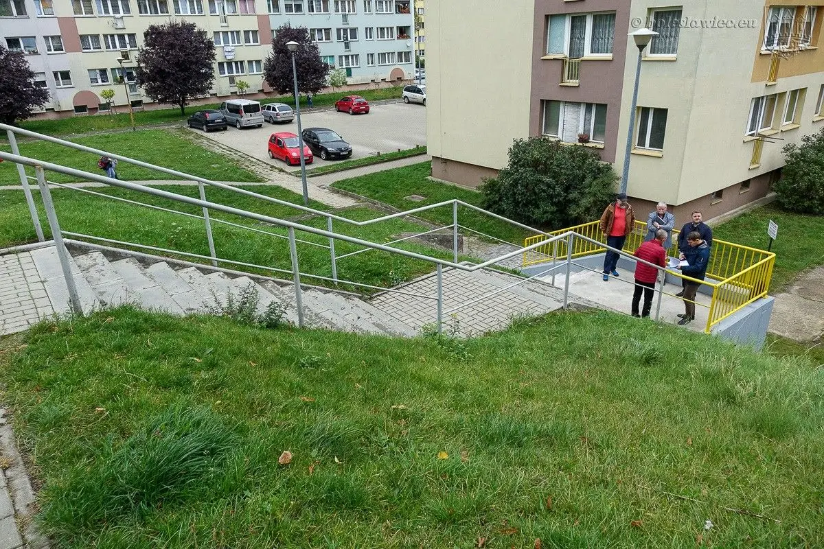Schody przy ulicy Cichej w Bolesławcu