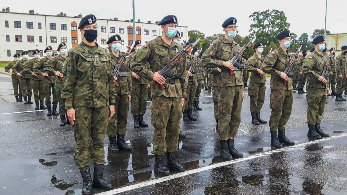 Świętoszów: Żołnierze przysięgali bez rodzin i gości