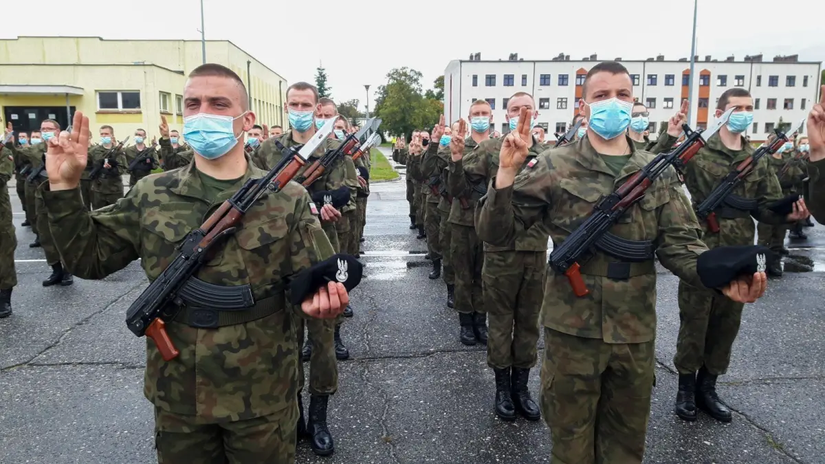 Świętoszów: Żołnierze przysięgali bez rodzin i gości