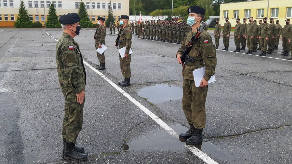 Świętoszów: Żołnierze przysięgali bez rodzin i gości