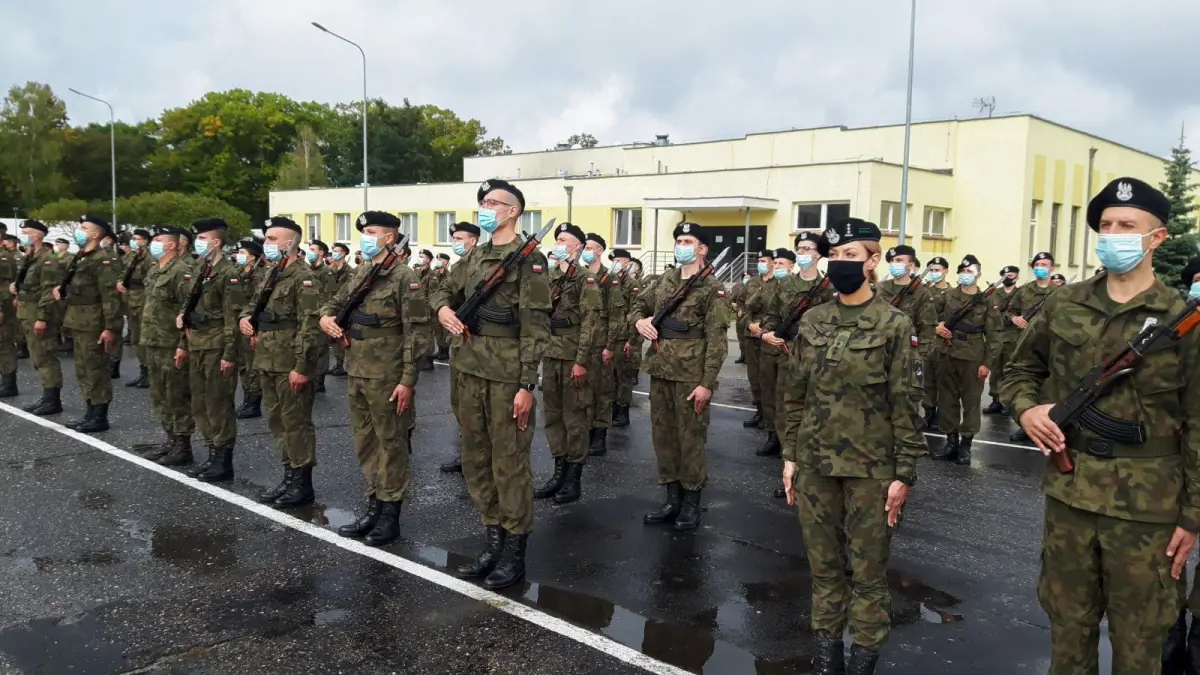 Świętoszów: Żołnierze przysięgali bez rodzin i gości