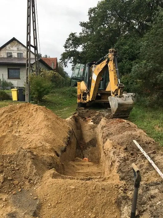 Budowa kanalizacji w Krzyżowej (gmina Gromadka, powiat bolesławiecki)