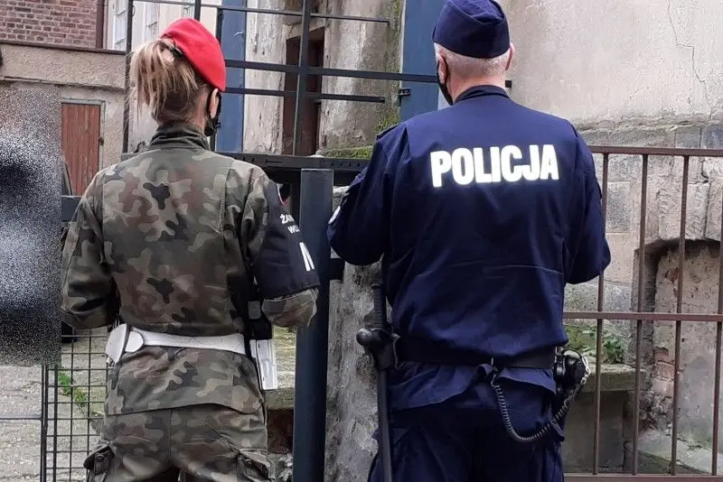 Pandemia: wspólne patrole policji i żandarmerii w Bolesławcu