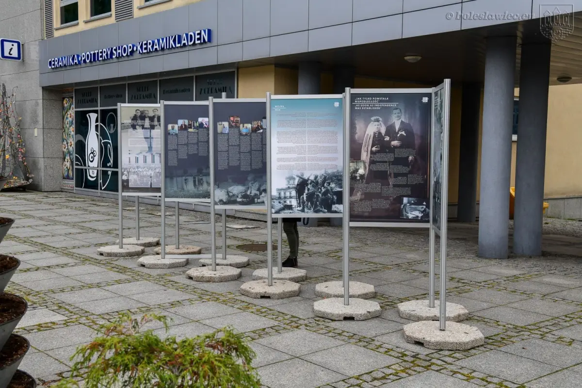 Wystawa „Rówieśnicy Niepodległej” w Bolesławcu