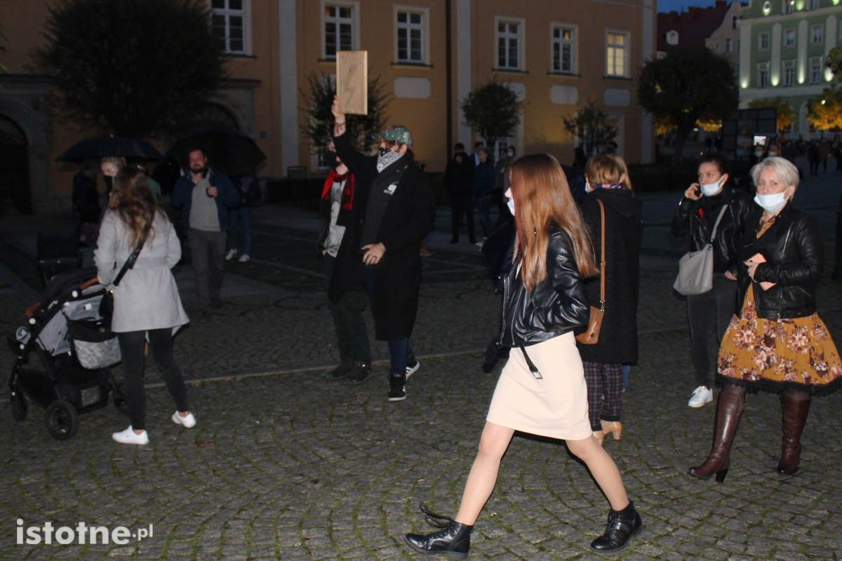 Drugi dzień protestu przeciw aborcji w Bolesławcu