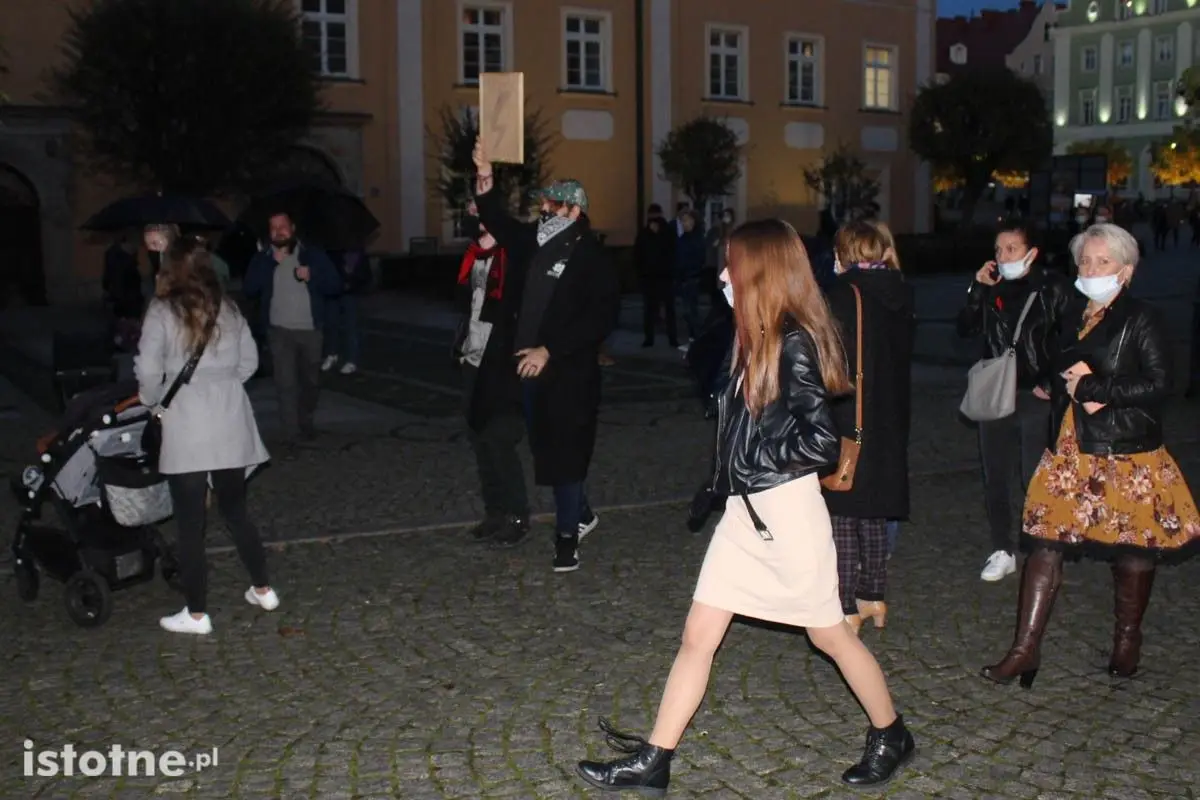Drugi dzień protestu przeciw aborcji w Bolesławcu