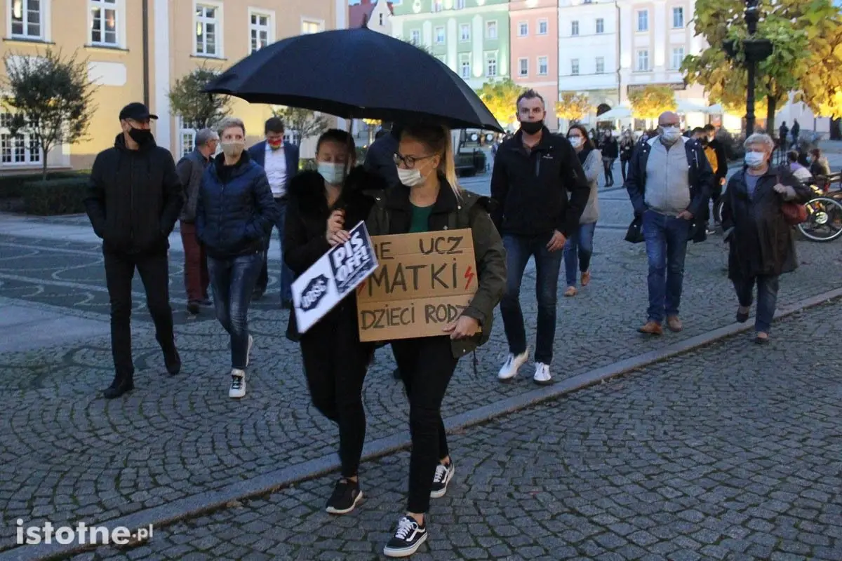 Drugi dzień protestu przeciw aborcji w Bolesławcu
