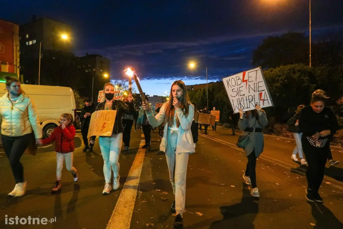 Wieczorny protest w Bolesławcu w sprawie aborcji
